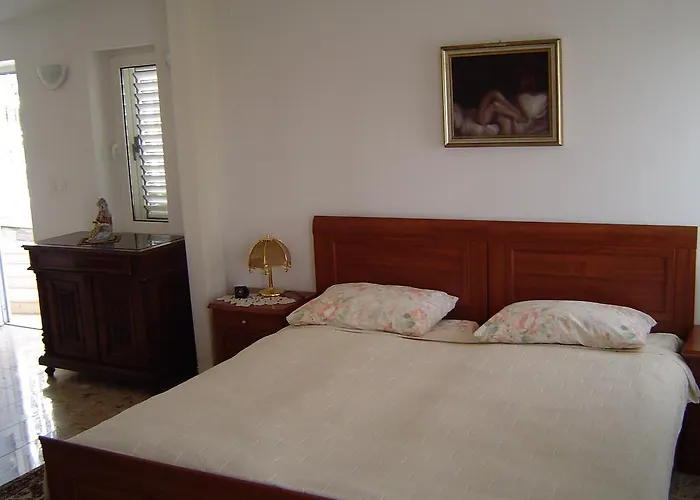 Apartments Ivory